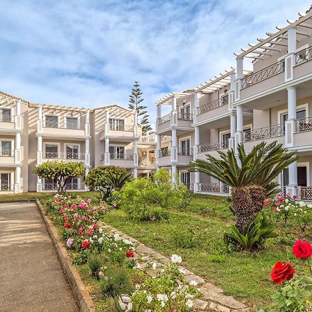 Thinalos Aparthotel Ахараві Екстер'єр фото